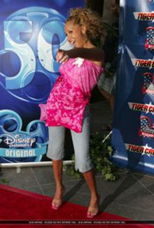Adrienne Houghton feet photo thumbnail