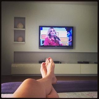 Ana Hickmann feet photo thumbnail