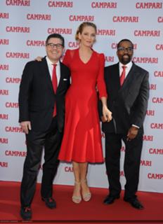 Uma Thurman feet photo thumbnail