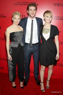 Jennifer Lawrence feet photo thumbnail