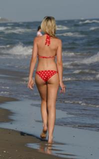 Abbey Clancy feet photo thumbnail