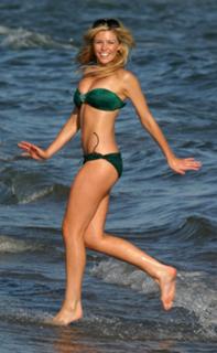 Abbey Clancy feet photo thumbnail