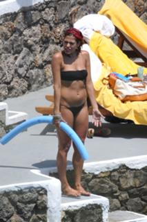 Eva Mendes feet photo thumbnail