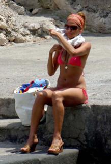 Eva Mendes feet photo thumbnail