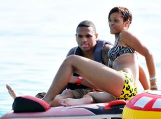 Rihanna feet photo thumbnail