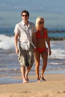 Jenny McCarthy-Wahlberg feet photo thumbnail