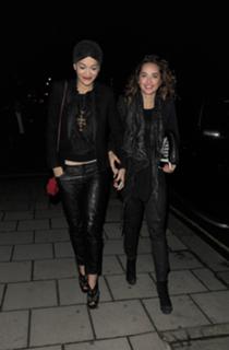 Rita Ora feet photo thumbnail