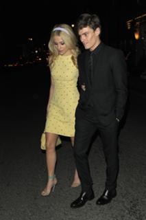 Pixie Lott feet photo thumbnail