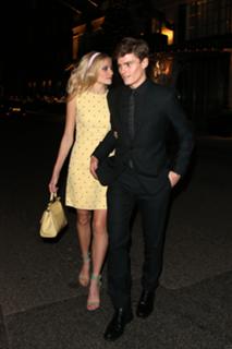 Pixie Lott feet photo thumbnail