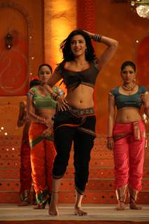 Shruti Haasan feet photo thumbnail