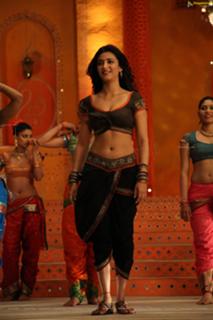 Shruti Haasan feet photo thumbnail