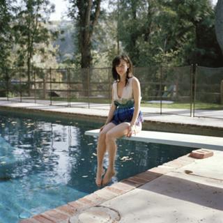 Juliette Lewis feet photo thumbnail