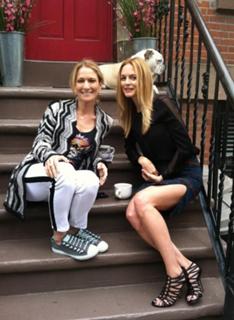 Heather Graham feet photo thumbnail