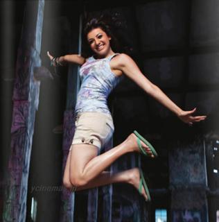Kajal Aggarwal feet photo thumbnail