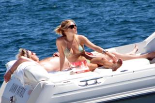 Sienna Miller feet photo thumbnail