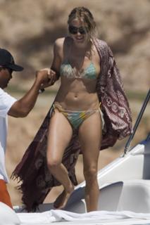 Sienna Miller feet photo thumbnail
