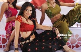 Kriti Kharbanda feet photo thumbnail