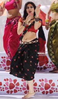 Kriti Kharbanda feet photo thumbnail