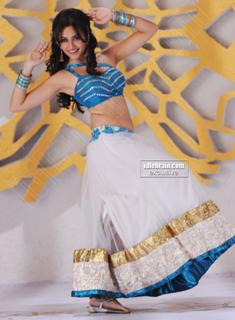 Kriti Kharbanda feet photo thumbnail