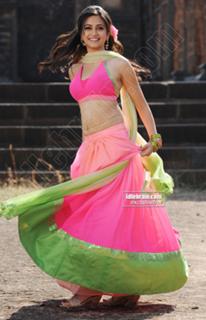 Kriti Kharbanda feet photo thumbnail