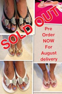 Katie Price feet photo thumbnail