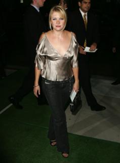 Melissa Joan Hart feet photo thumbnail