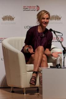 Uma Thurman feet photo thumbnail