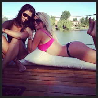 Wanda Nara feet photo thumbnail