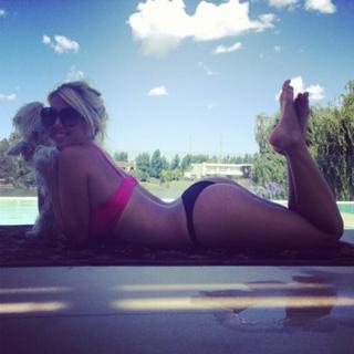 Wanda Nara feet photo thumbnail
