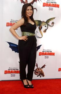 America Ferrera feet photo thumbnail