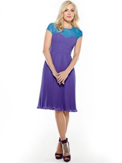 Fearne Cotton feet photo thumbnail