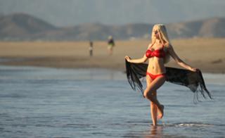 Courtney Stodden feet photo thumbnail