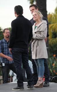 Jennie Garth feet photo thumbnail