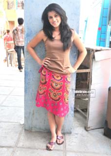 Taapsee Pannu feet photo thumbnail
