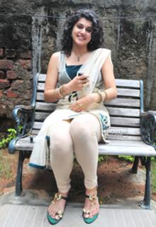 Taapsee Pannu feet photo thumbnail