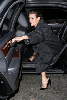 Lea Michele feet photo thumbnail