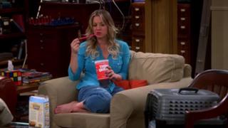 Kaley Cuoco feet photo thumbnail