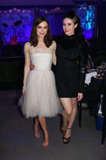 Keira Knightley feet photo thumbnail