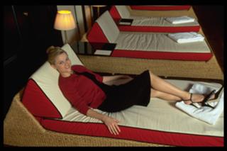 Reese Witherspoon feet photo thumbnail