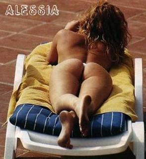 Alessia Marcuzzi feet photo 3