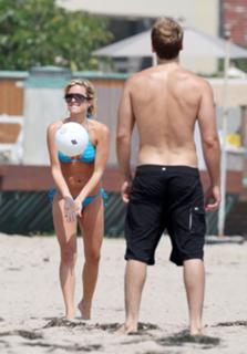 Kristin Cavallari feet photo thumbnail
