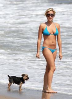 Kristin Cavallari feet photo thumbnail