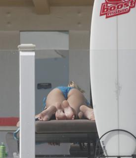 Kristin Cavallari feet photo thumbnail
