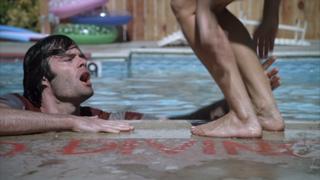 Aubrey Plaza feet photo thumbnail