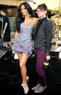 Nicole Scherzinger feet photo thumbnail