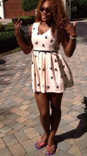 Serena Williams feet photo thumbnail