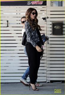 Kate Beckinsale feet photo thumbnail