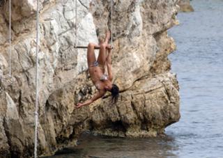 Michelle Rodriguez feet photo thumbnail