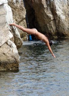 Michelle Rodriguez feet photo thumbnail