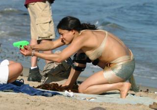 Michelle Rodriguez feet photo thumbnail